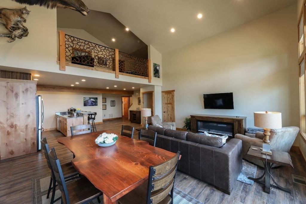 Townhome Next To Clubhouse In Exclusive Eagle Bend - The Glacier Bigfork Exterior photo